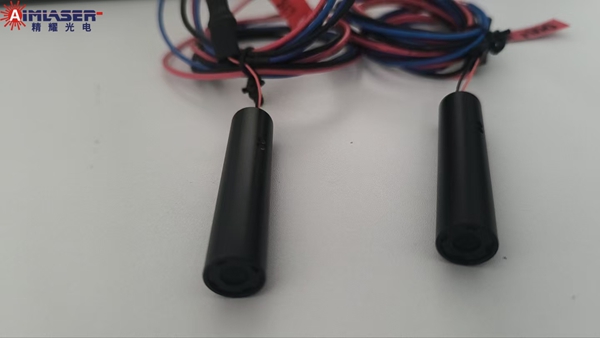 微小點(diǎn)激光器